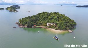 ilha do malvão em paraty rj passeio de escuna