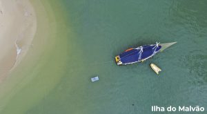 ilha do malvão em paraty rj passeio de escuna