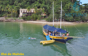 passeio de escuna em paraty rj